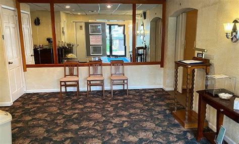 Funeral homes carnegie pa.  Henney Funeral Home has been serving the Carn...