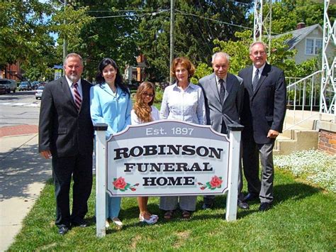 Funeral homes in delaware ohio.  Robinson Funeral Home, Delaware.  Compare costs and ...