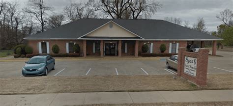 Byas Funeral Home is located at 609 S Broadway St in Greenville, Mississippi 38701. Byas Funeral Home can be contacted via phone at (662) 334-6153 for pricing, hours and directions.. 