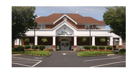 Funeral homes louisville ky.  Read G.  The Defiance, Ohio native was b...