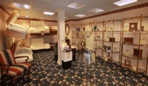 Funeral homes springfield.  Gradually collect, organize and archive your finest memorie...