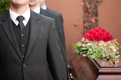 Funeral notices calderdale.  We&rsquo;re a small, ethical, green funeral service supporting ...