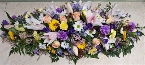 Funeral notices sittingbourne.  Add a memorial, flowers or photo.  We ...