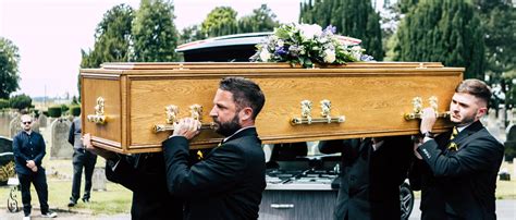 Funerals clydebank crematorium.  IMPORTANT THINGS TO CONSIDER Simple Funerals wi...