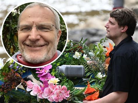 Funerals in cairns tomorrow.  Search all death and funeral notices.  Clic...