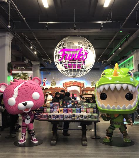 Funko hq. 9AM – 10AM PST Funko HQ Tour Livestream. 4PM – 6PM PST Funko Virtual Kick-Off Party Livestream. Thursday March 12 th. Day two of the virtual convention will boast unboxings of ECCC exclusives with the Funko crew, games and contests, as well as familiar Funko faces from the ECCC booth! 8AM – 9AM PST TBA Livestream. 1:30 – … 