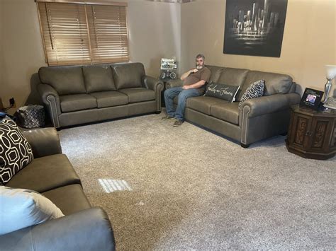 West Frankfort, IL 62896 Visit Store Page. Flora, IL 618-662-3535 35 Greenlaw Blvd Flora, IL 62839 ... Lease furniture, mattresses, electronics, appliances and more. . 