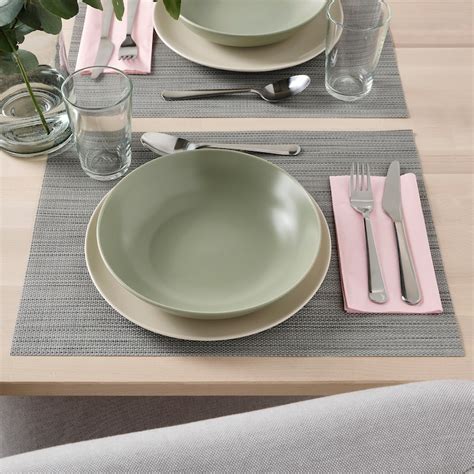 Färgklar - FÄRGKLAR dinnerware set comes in a straightforward design, a great base to match with other dinnerware. Choose a matt glazed rustic surface or a glossy modern one. Article no 105.181.20. Product details Measurements Reviews. Products to combine. DRAGON. 18-piece cutlery set, stainless steel. Rp 199.000.
