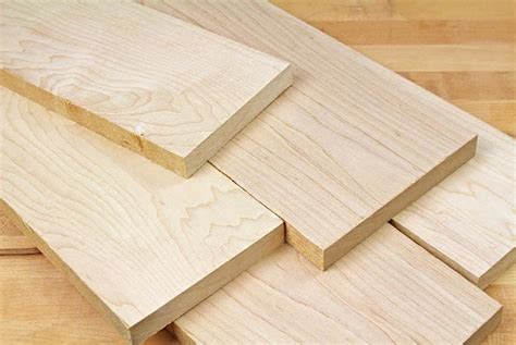 Gỗ Maple là gì? Có mấy loại và đặc điểm của từng loại gỗ Maple