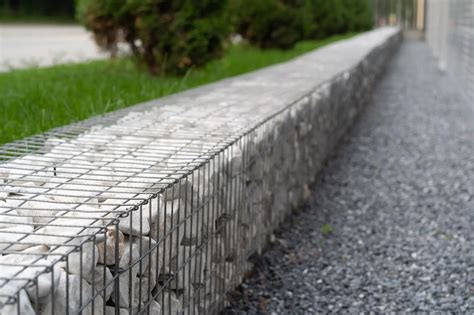 Gabion Retaining Walls: A Guide to Design and Construction - balustradellc