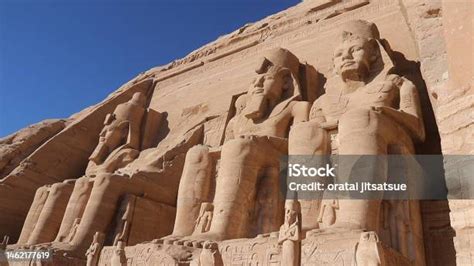 Gambar gratis: Abu Simbel, Patung firaun Ramses II, sebuah kuil ... - balustradellc