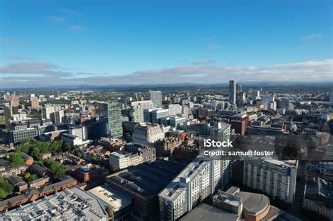 Gambar tanpa royalti Manchester sky lines - Shutterstock - balustradellc