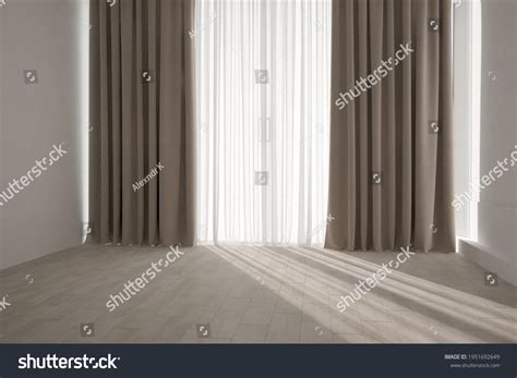 Gambar tanpa royalti Wall wall curtains - Shutterstock - balustradellc