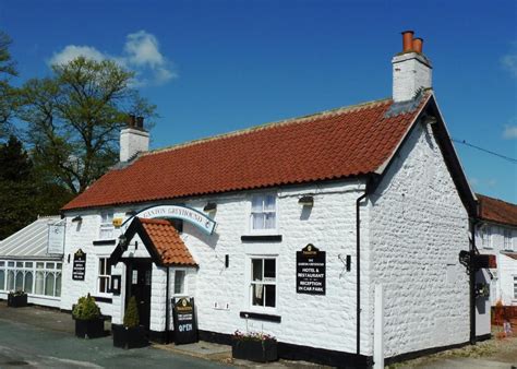 GANTON GREYHOUND INN - Updated 2024 Prices