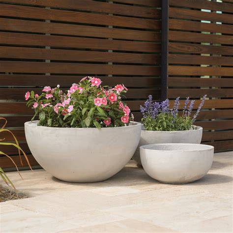 Garden Planters - askaboutireland.ie - raincitystudios.com