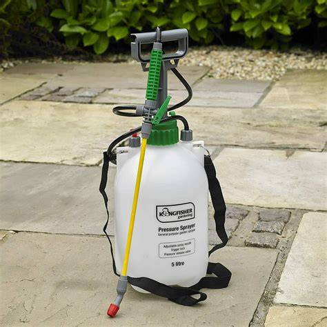 Garden Pressure Sprayer - Pump Action Bottle, Hand Mist Tool - raincitystudios.com
