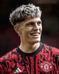 garnacho haircut - coolestguyplanet.net