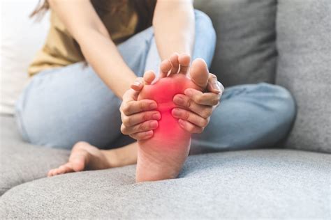 Gejala Asam Urat Di Tumit Kaki - balustradellc