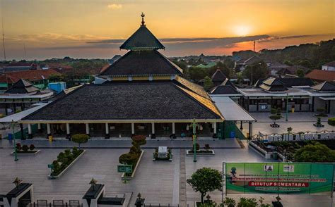 GENTONG KONG – Masjid Agung Demak - balustradellc