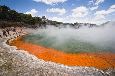 Geothermal Experience - Orakei Korako - balustradellc