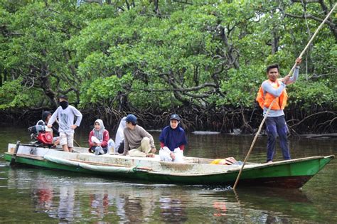 Getting to Know Green Tourism in Indonesia through … - balustradellc