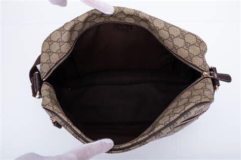 GG Supreme Canvas Coated Microfiber Messenger … - balustradellc