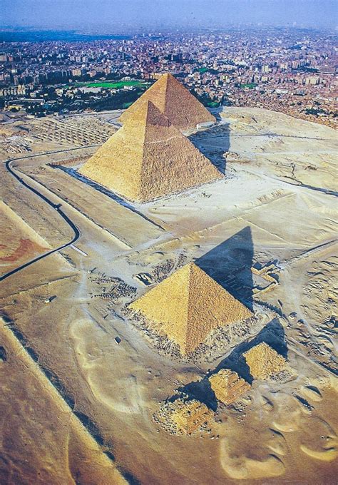Giza Necropolis - Egypt Uncovered - wintechmobiles.com