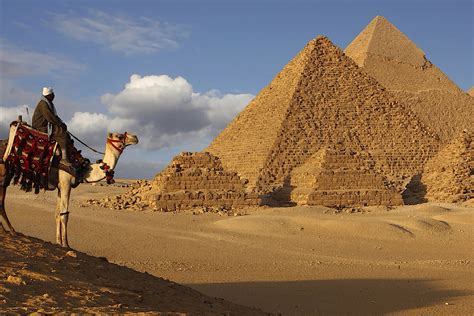 Giza Plateau - wintechmobiles.com