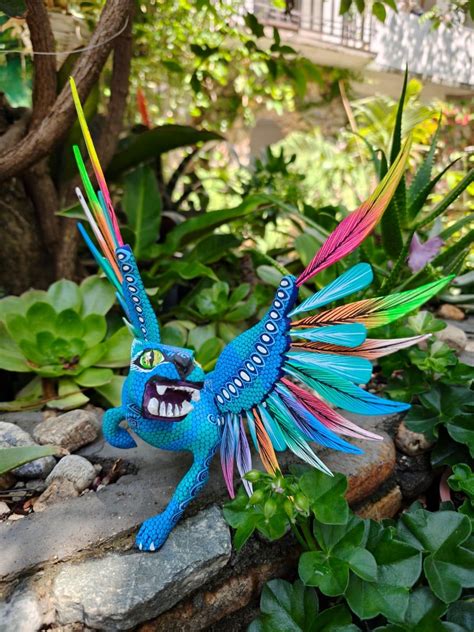 Glifo Mythological Beast, Bull & Eagle Nahuatl Statue … - balustradellc