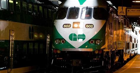 GO Transit trains, UP Express slowly resume service after CN system outage