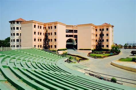 Gokaraju Rangaraju Institute of Engineering and Technology - balustradellc