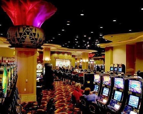 GOLD COUNTRY CASINO RESORT $114 ($̶1̶6̶9̶)