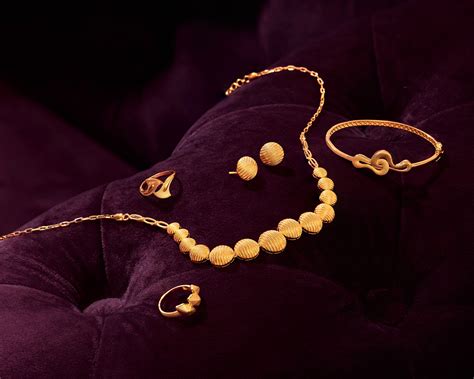 Gold Jewellery - Florence Web Guide - wintechmobiles.com