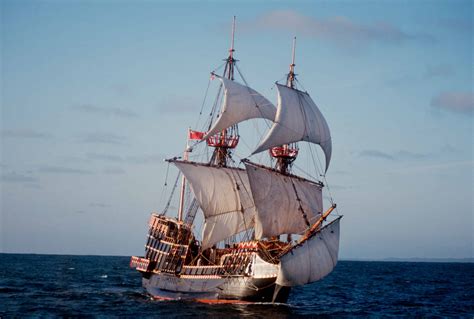 Golden Hinde Home - wintechmobiles.com