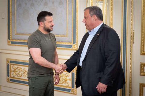 GOP presidential hopeful Chris Christie meets with Zelenskyy in unannounced visit to Ukraine