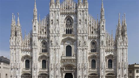 Gothic Cathedrals: High Middle Ages Architecture - wintechmobiles.com