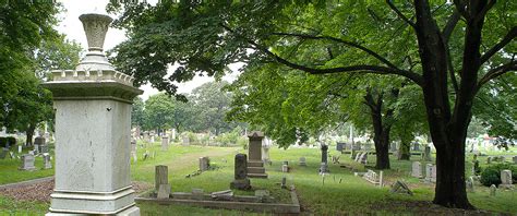 GRACE CHURCH CEMETERY - Elmwood Ave & Broad St, Providence, RI …