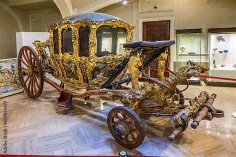 Grand Ole Times | Silver carriage of the gaekwad of Baroda - balustradellc