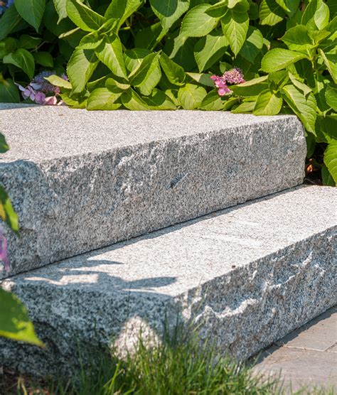 Granite Steps - Natural Stone Outdoor Stair Solutions - balustradellc
