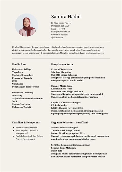 Gratis Desain Resume Contoh CV Sederhana - balustradellc