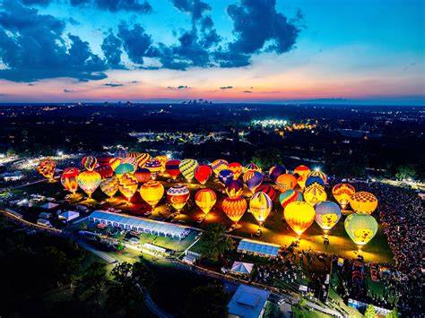 Great Forest Park Balloon Glow - raincitystudios.com