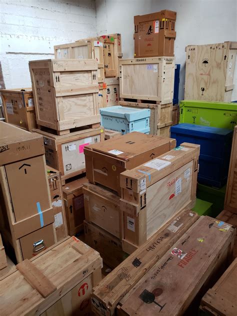 Green Crates LLC - Fine Art Services - muktibox.com