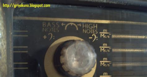 Griya Kuno: Radio Tabung (4) Philips - balustradellc