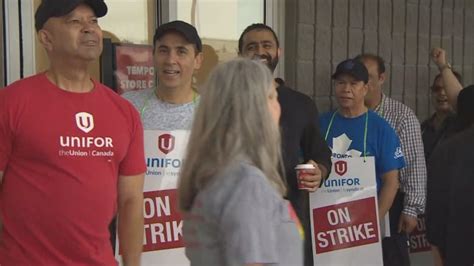 GTA Metro grocery workers to strike after rejecting tentative deal