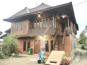 Guest House Rumah Kayu Bukittinggi - Desain Rumah Baru - balustradellc