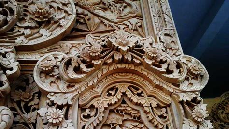 Guide to Choosing the Right and Special Gebyok Door - balustradellc