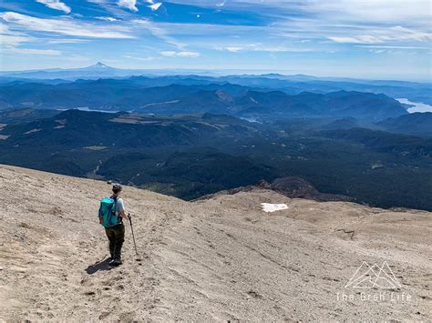 Guide to Climbing Mount St. Helens During Peak Season - balustradellc