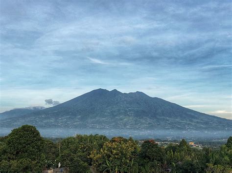 Gunung Ter Angker Di Indonesia - balustradellc