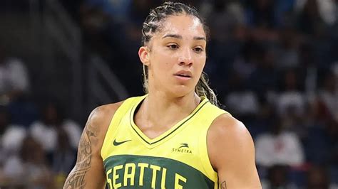 Gabby Williams Wnba