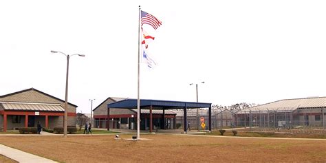 Etowah County Detention Center ON-SITE (at the jail) VIDEO VISITATION SCHEDULE 827 Forrest Avenue Gadsden, AL 35901 256-549-5408. On-site Visits are free; A maximum …. 
